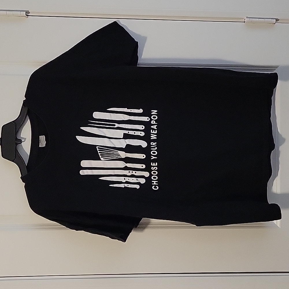 Like New B&C Collection Black Choose Your Weapon Dark Humor Chef T-Shirt 🌈